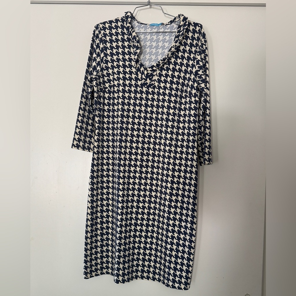 J. McLaughlin Houndstooth Stretch Knit Shift Dress Navy White 3/4 Sleeve Midi L